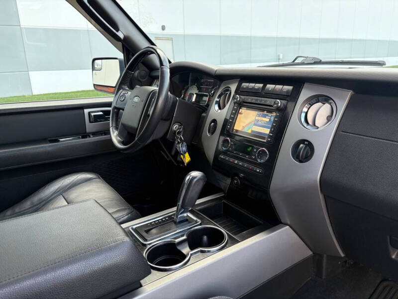 2012 Ford Expedition Limited