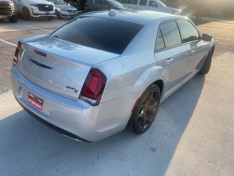 2021 Chrysler 300 S V6