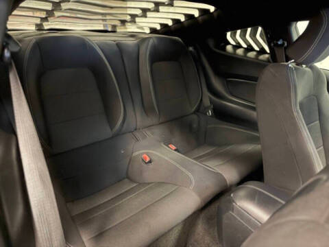 2017 Ford Mustang V6