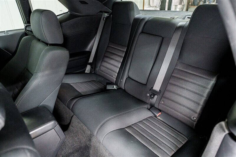 2010 Dodge Challenger SE