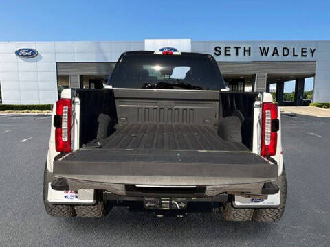 2025 Ford F-450 Super Duty Lariat