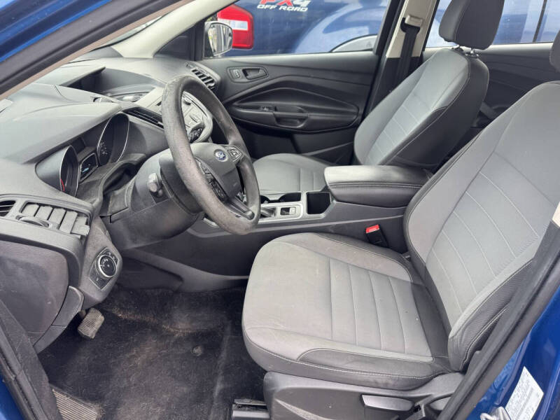 2017 Ford Escape S