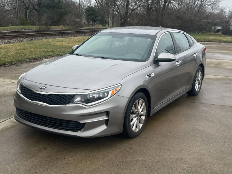 2018 Kia Optima for sale at Mr. Auto in Hamilton OH