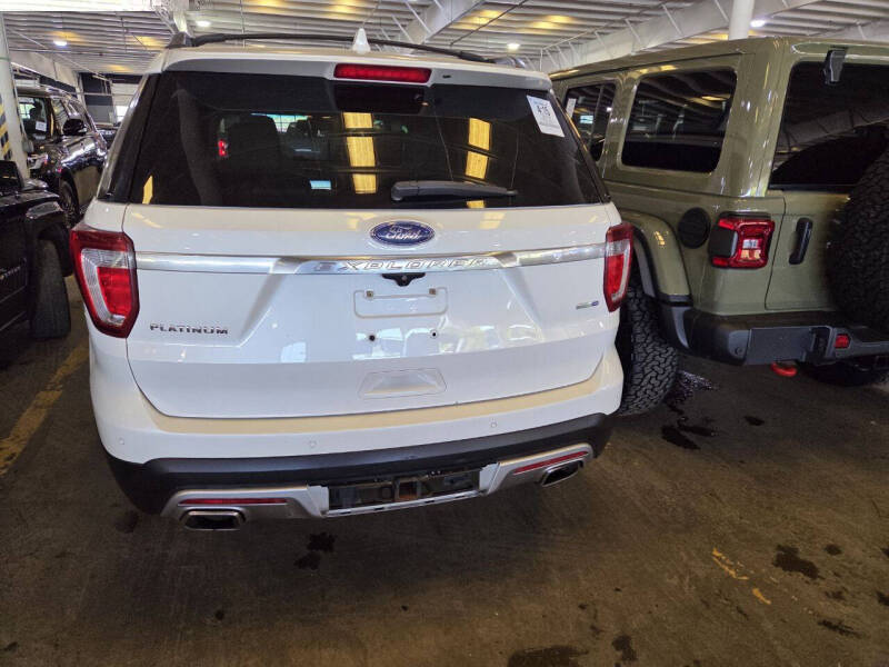 2016 Ford Explorer Platinum