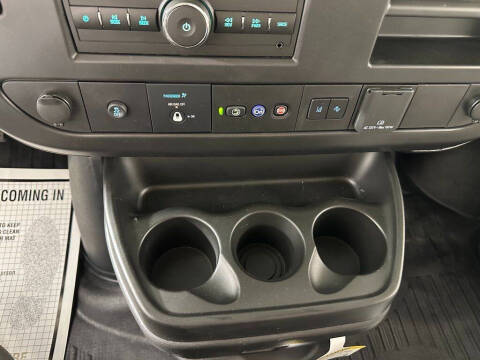 2025 Chevrolet Express 2500