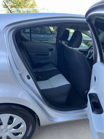 2012 Toyota Prius c Four