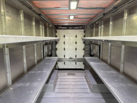 2020 Freightliner MT45 Chassis