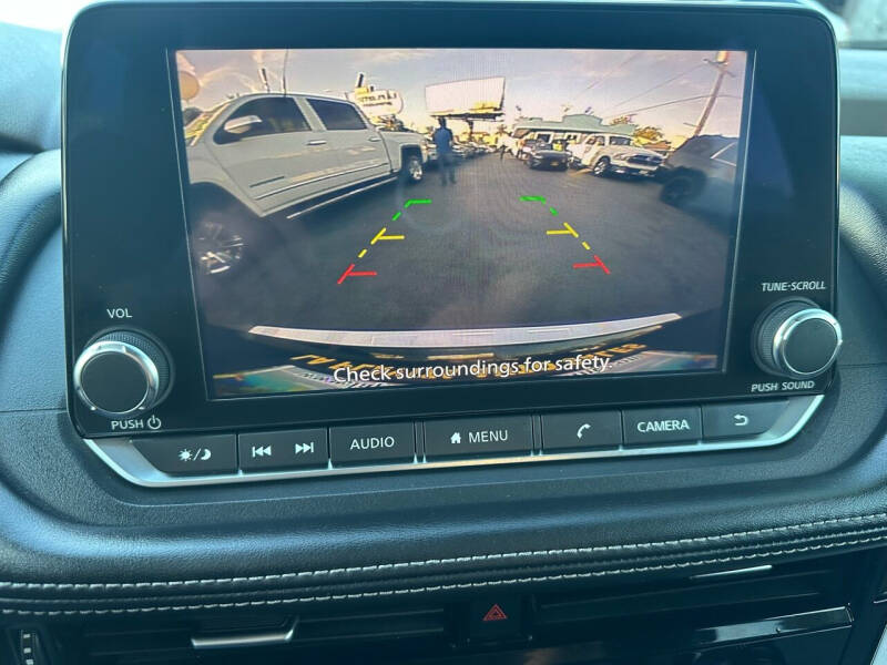 2022 Nissan Rogue SV