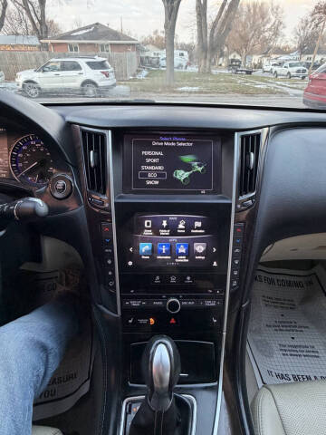 2015 Infiniti Q50 Premium