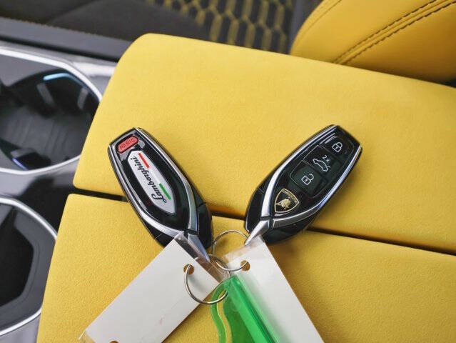 2022 Lamborghini Urus