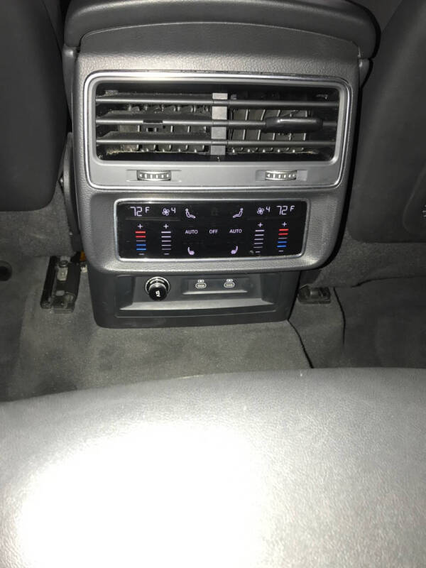 2022 Audi Q7 quattro Premium Plus 45 TFSI