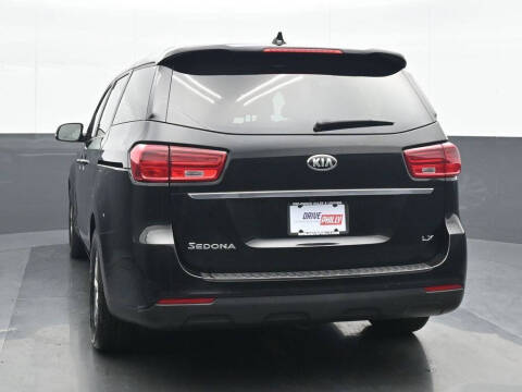 2020 Kia Sedona LX