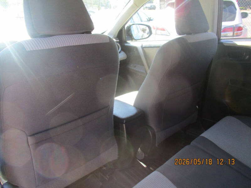 2014 Toyota RAV4 LE