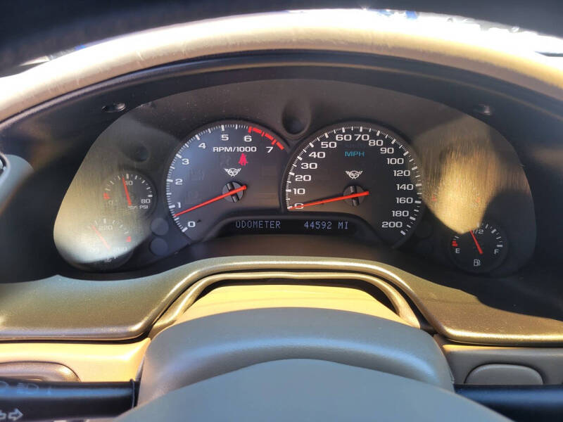 2004 Chevrolet Corvette