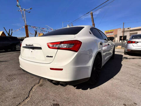 2017 Maserati Ghibli