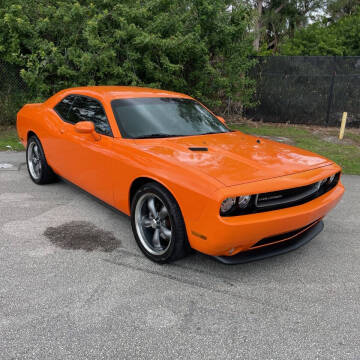 2014 Dodge Challenger SXT