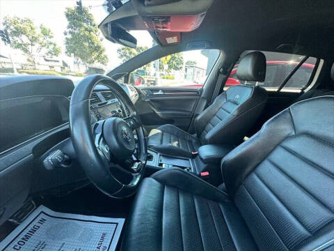 2019 Volkswagen Golf R 4Motion