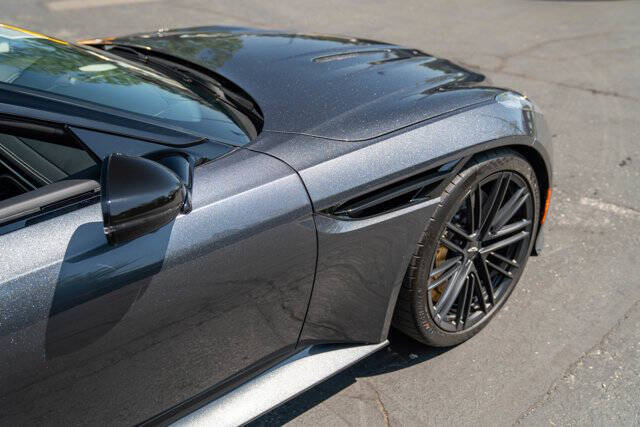 2024 Aston Martin DB12 10