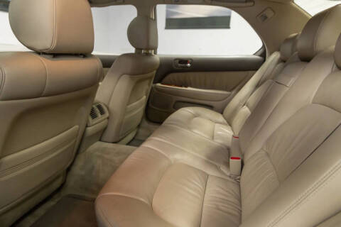 1999 Lexus LS 400
