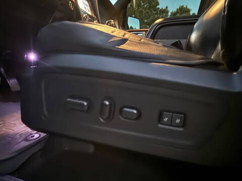 2017 Lincoln Navigator Select