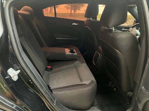 2015 Dodge Charger SXT