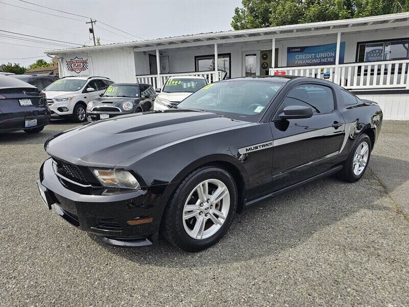 2012 Ford Mustang V6