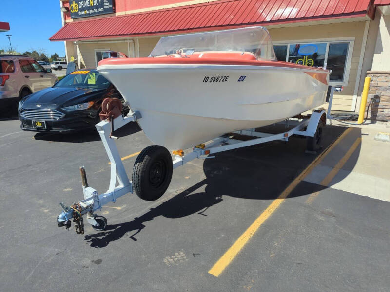 1965 WESTERNER 17 foot Runabout