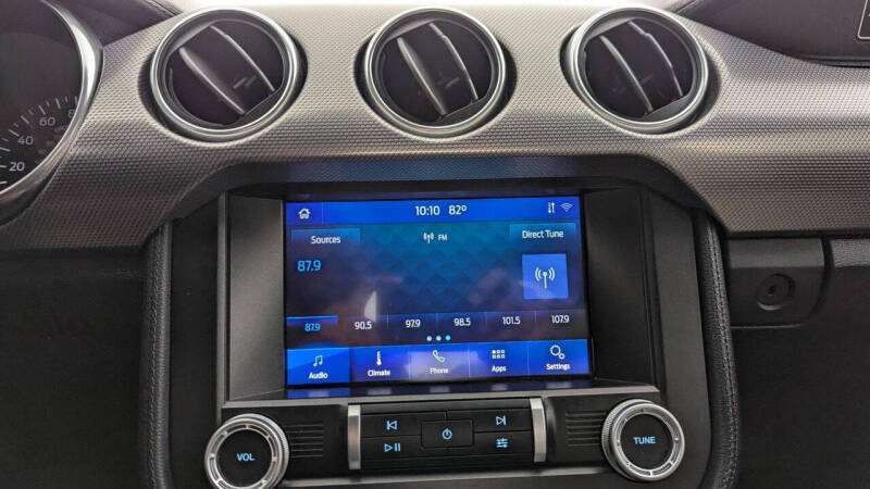 2020 Ford Mustang EcoBoost
