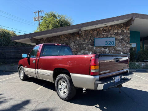 2000 Chevrolet Silverado 1500 LS