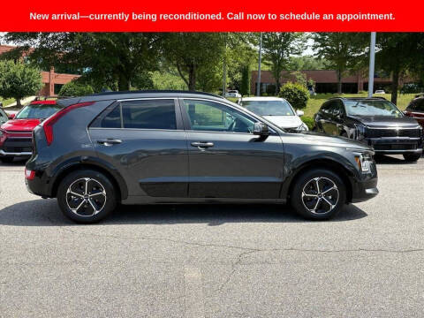 2025 Kia Niro SX