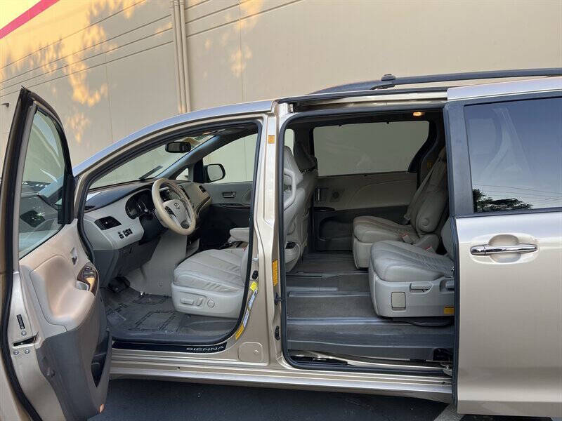 2011 Toyota Sienna Limited 7-Passenger