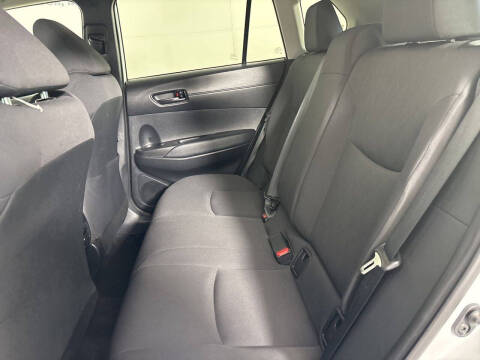 2024 Toyota Corolla Cross LE