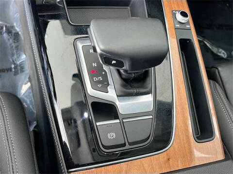 2021 Audi Q5 quattro Prestige 45 TFSI