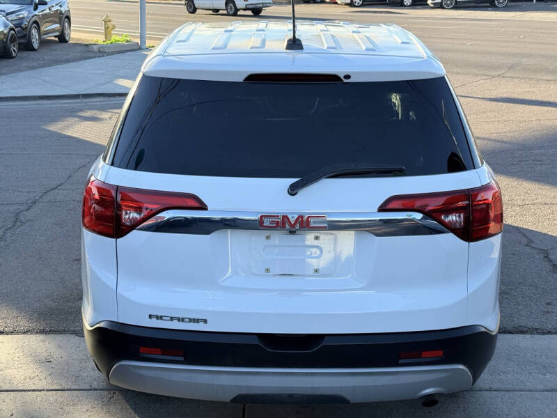 2018 GMC Acadia SLE-1