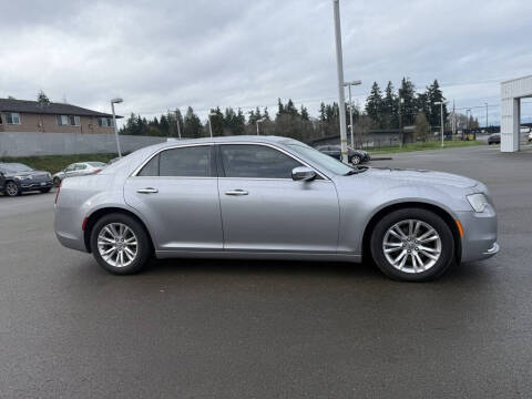 2016 Chrysler 300 C