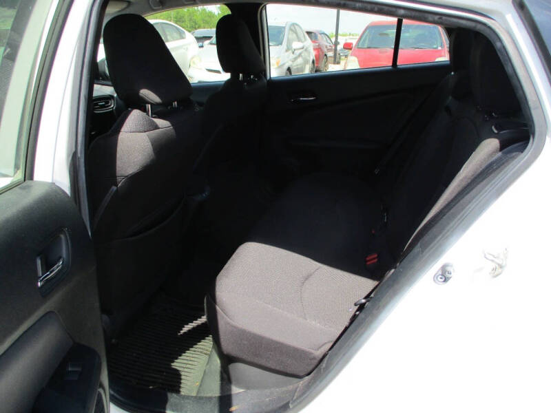 2021 Toyota Prius LE
