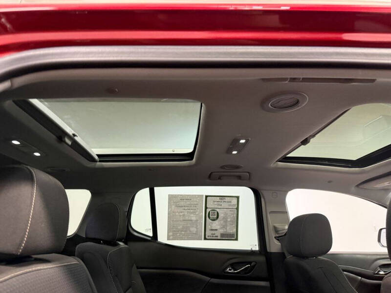 2023 GMC Acadia SLE