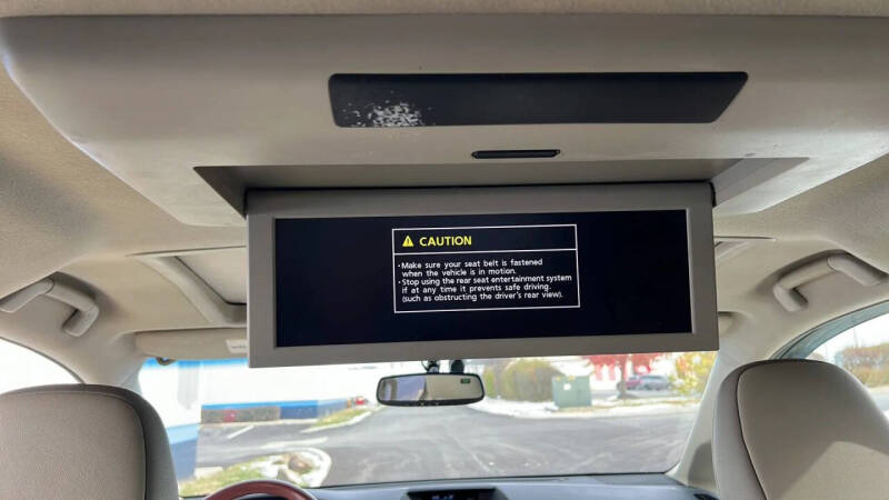 2014 Toyota Sienna Limited 7-Passenger