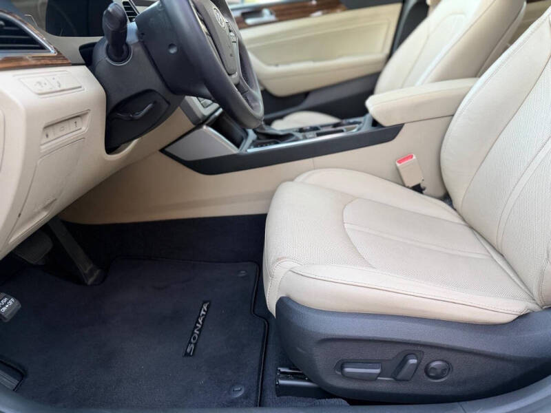 2017 Hyundai Sonata Limited