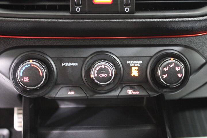 2021 Kia Forte GT Line