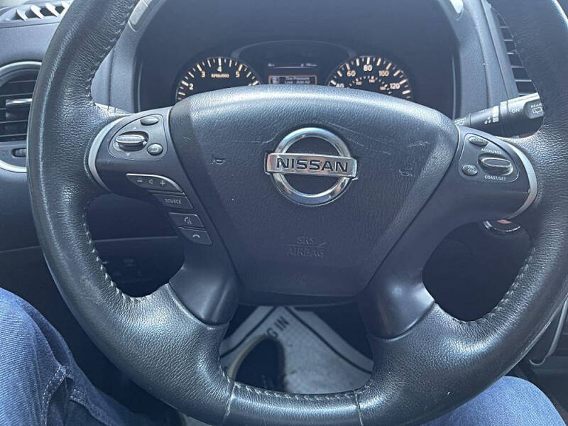 2015 Nissan Pathfinder