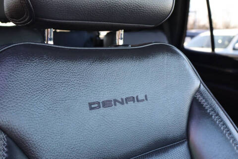 2022 GMC Yukon Denali