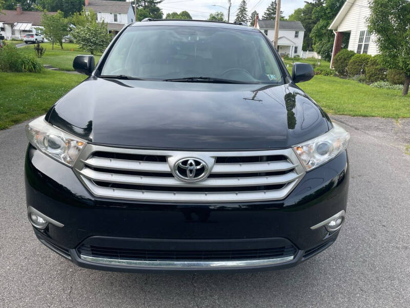 2011 Toyota Highlander for sale at Via Roma Auto Sales in Columbus OH