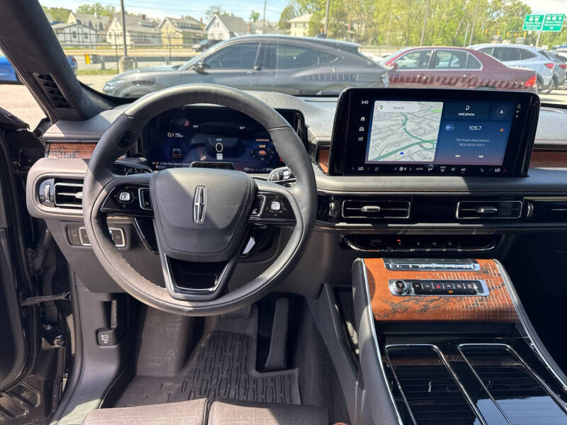 2025 Lincoln Aviator Black Label