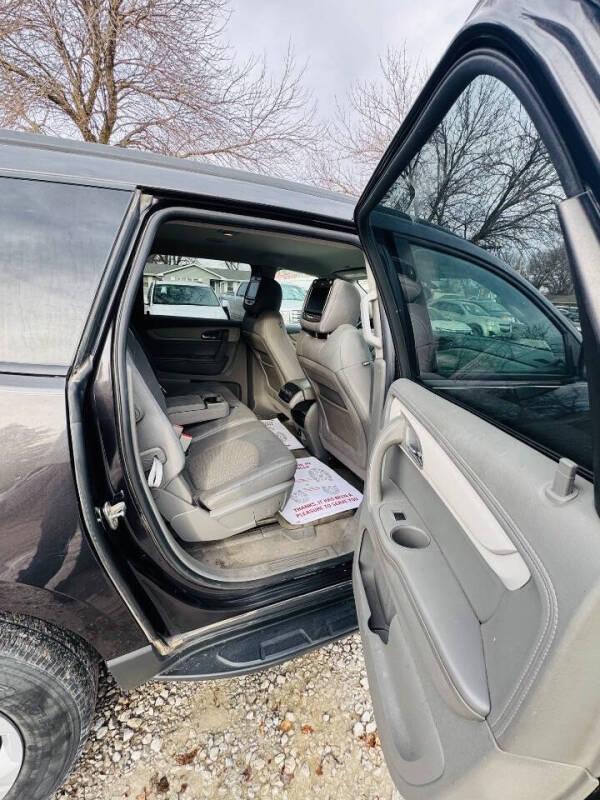 2017 Chevrolet Traverse LS