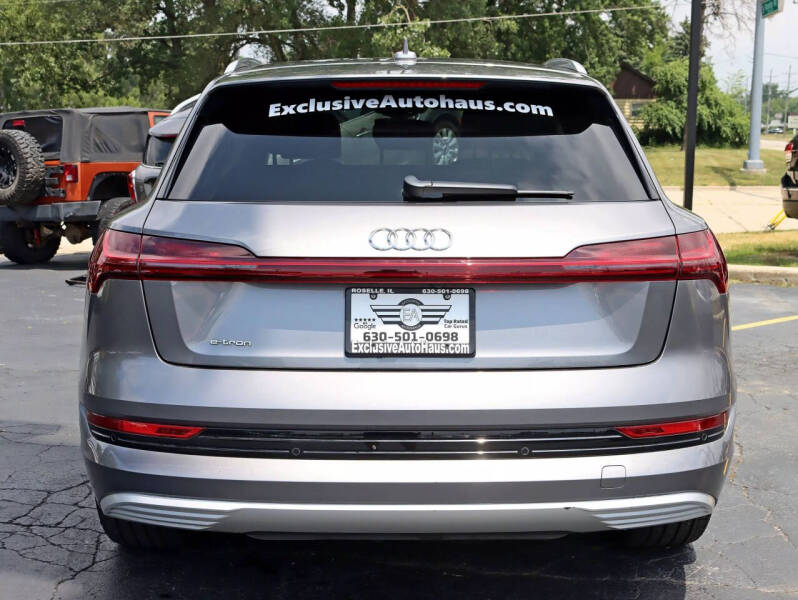 2019 Audi e-tron quattro Prestige