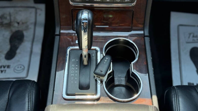 2016 Lincoln Navigator Select