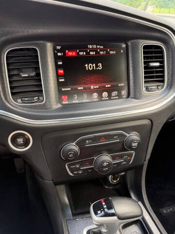 2016 Dodge Charger SXT