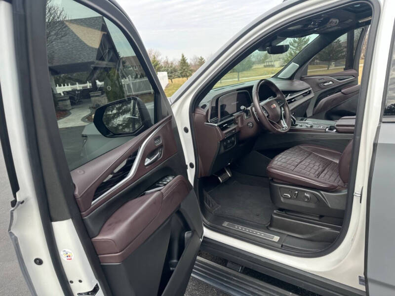 2023 Cadillac Escalade-V ESV