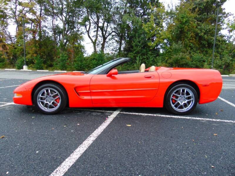 2000 Chevrolet Corvette for sale at CR Garland Auto Sales in Fredericksburg VA